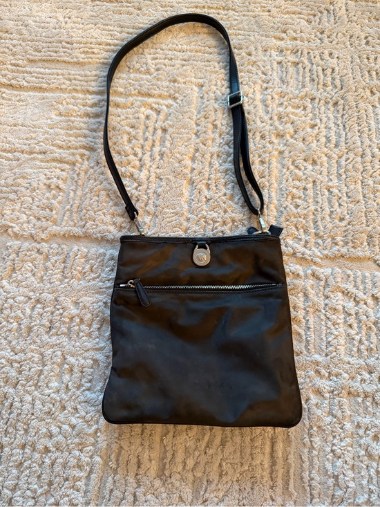 Michael Kors Handbags - Michael Kors Black Crossbody Shoulder Bag with Silver Hardware